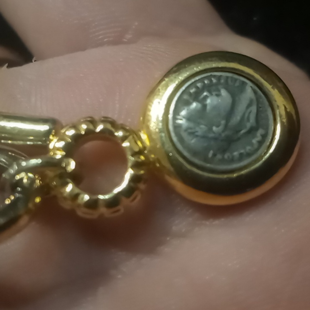 Vintage Gold ChunkybChain Bracelet with A Silver Roman Coin Charm. - Picture 4 of 5